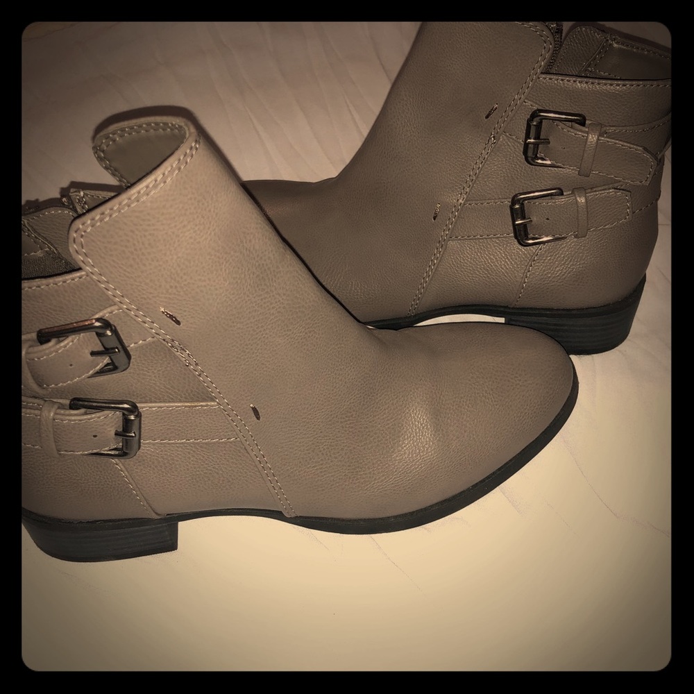 Women booties